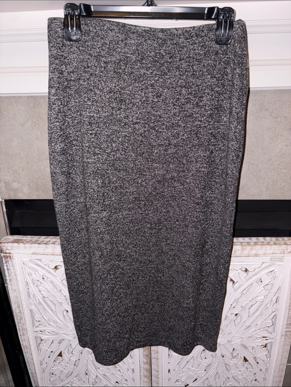 Old Navy Gray Knit Midi Pencil Skirt
